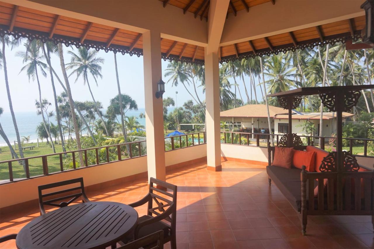 Lanka Beach Boutique Bungalows & Grand Villa Тангалле Екстер'єр фото