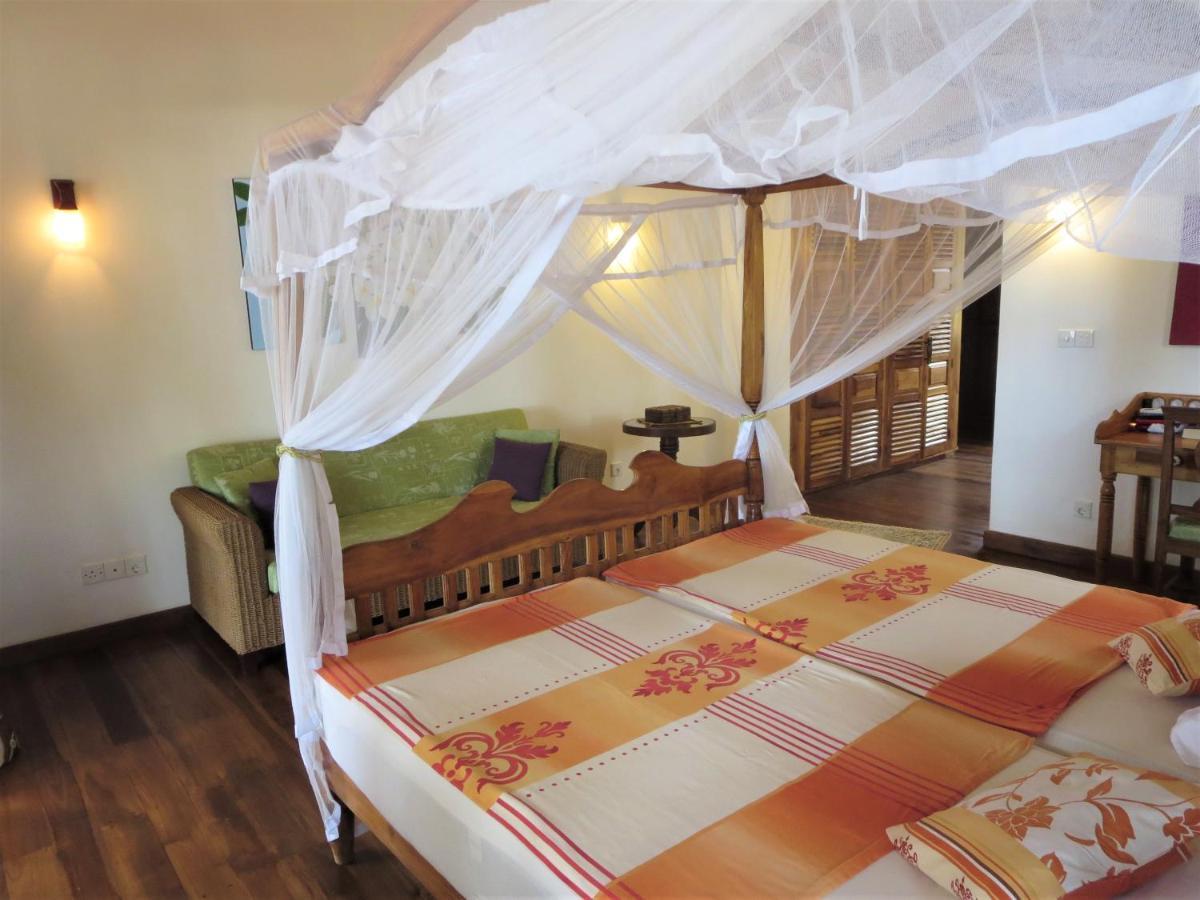 Lanka Beach Boutique Bungalows & Grand Villa Тангалле Екстер'єр фото