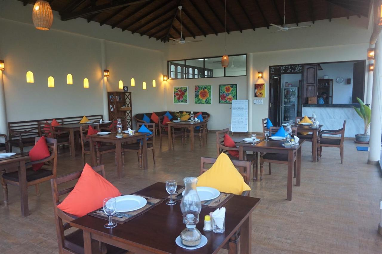 Lanka Beach Boutique Bungalows & Grand Villa Тангалле Екстер'єр фото