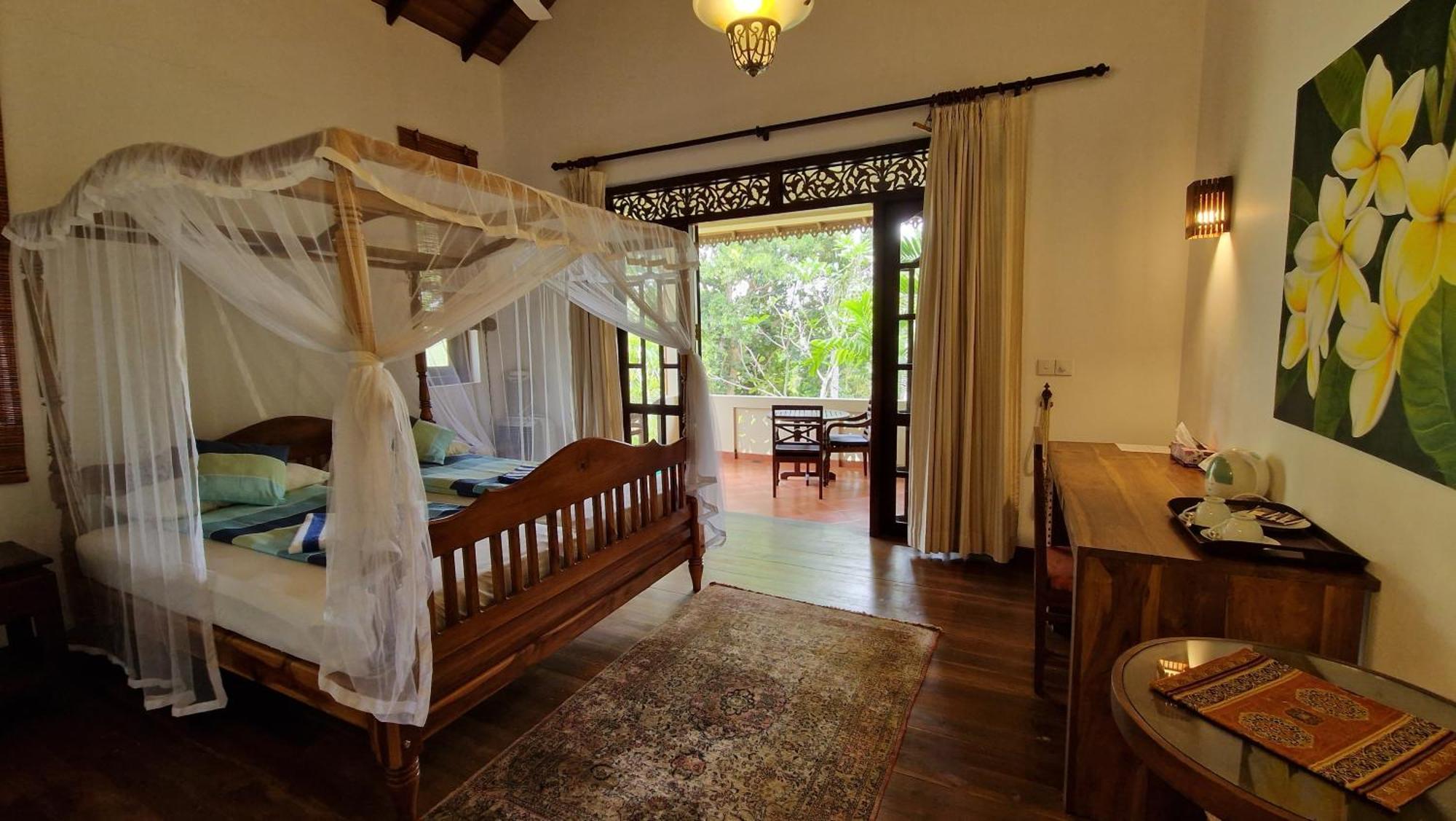 Lanka Beach Boutique Bungalows & Grand Villa Тангалле Екстер'єр фото